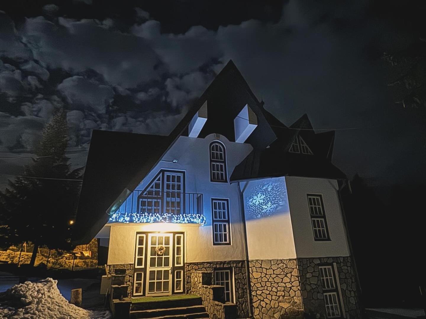 Pine Peak Apartments Predeal Luaran gambar