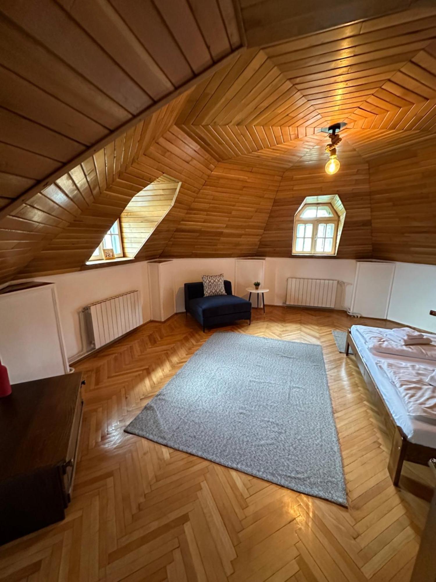 Pine Peak Apartments Predeal Luaran gambar