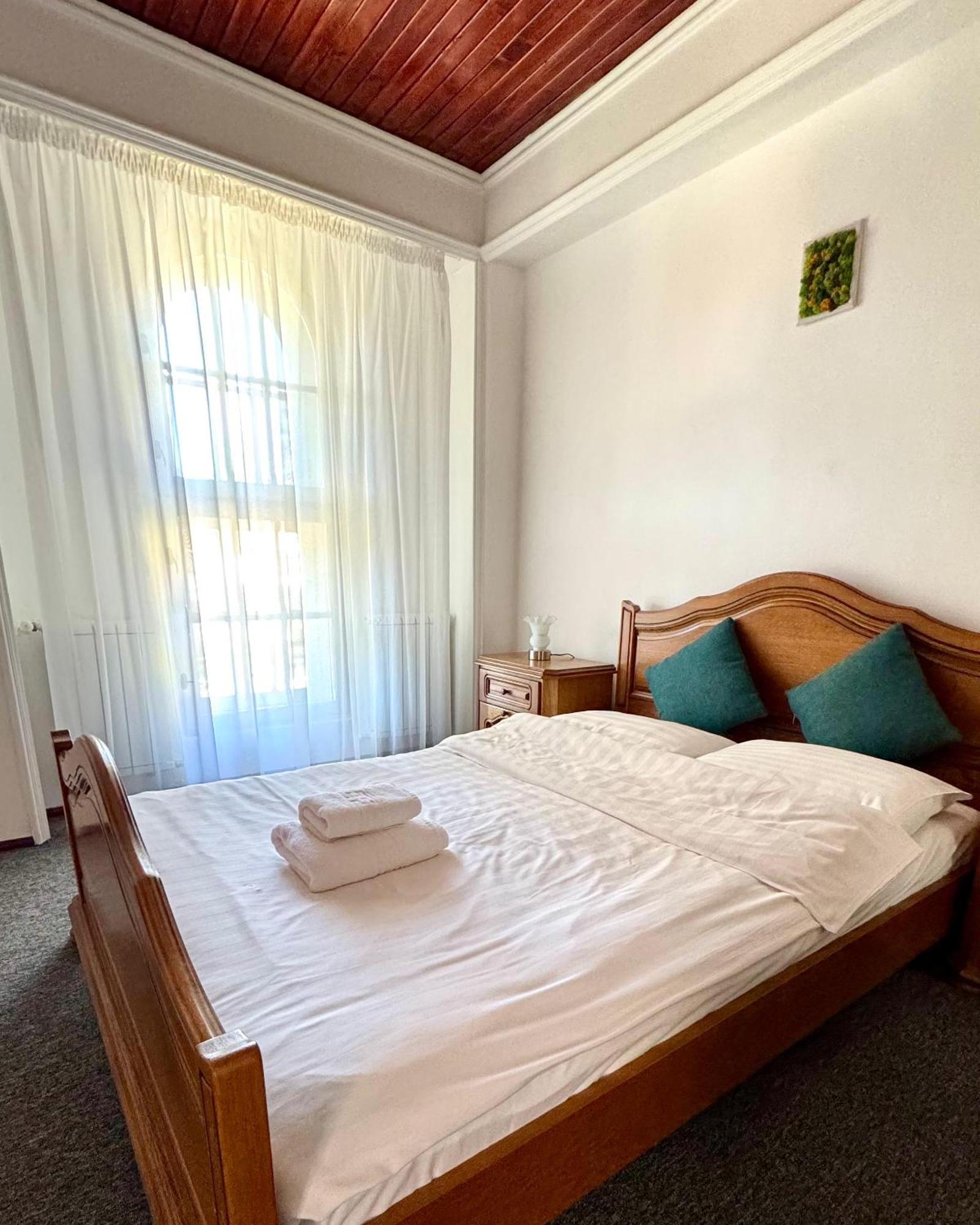 Pine Peak Apartments Predeal Luaran gambar